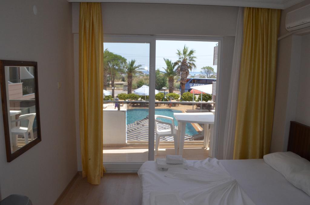 Mulka Hotel Ayvalik Exterior photo